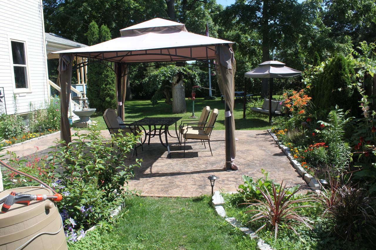 Green Oaks B&B Niagara-on-the-Lake Exterior photo