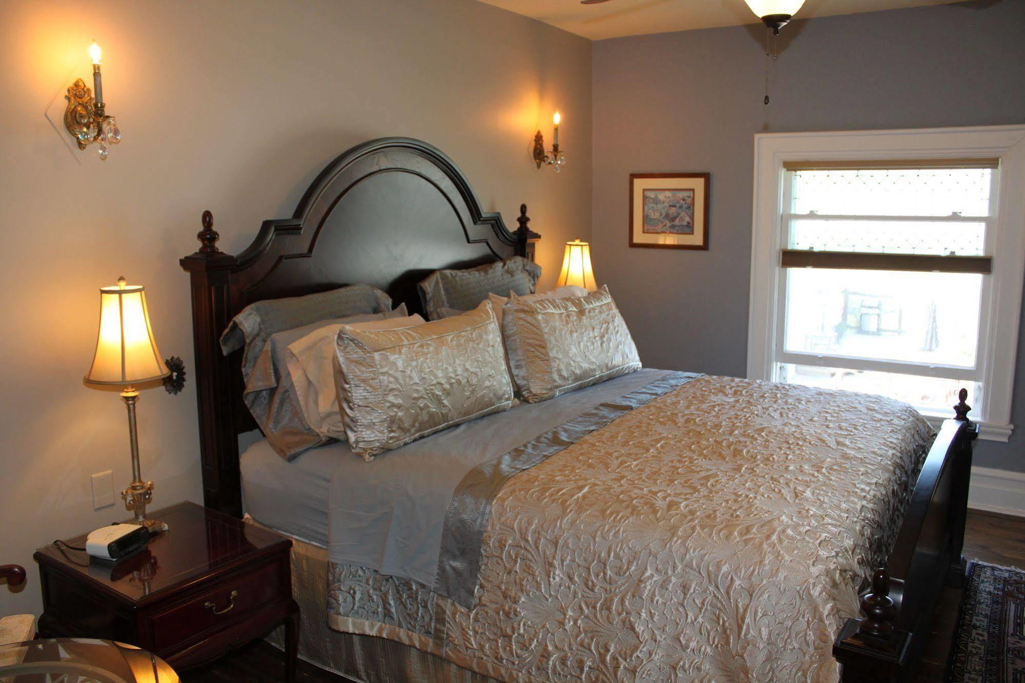 Green Oaks B&B Niagara-on-the-Lake Exterior photo