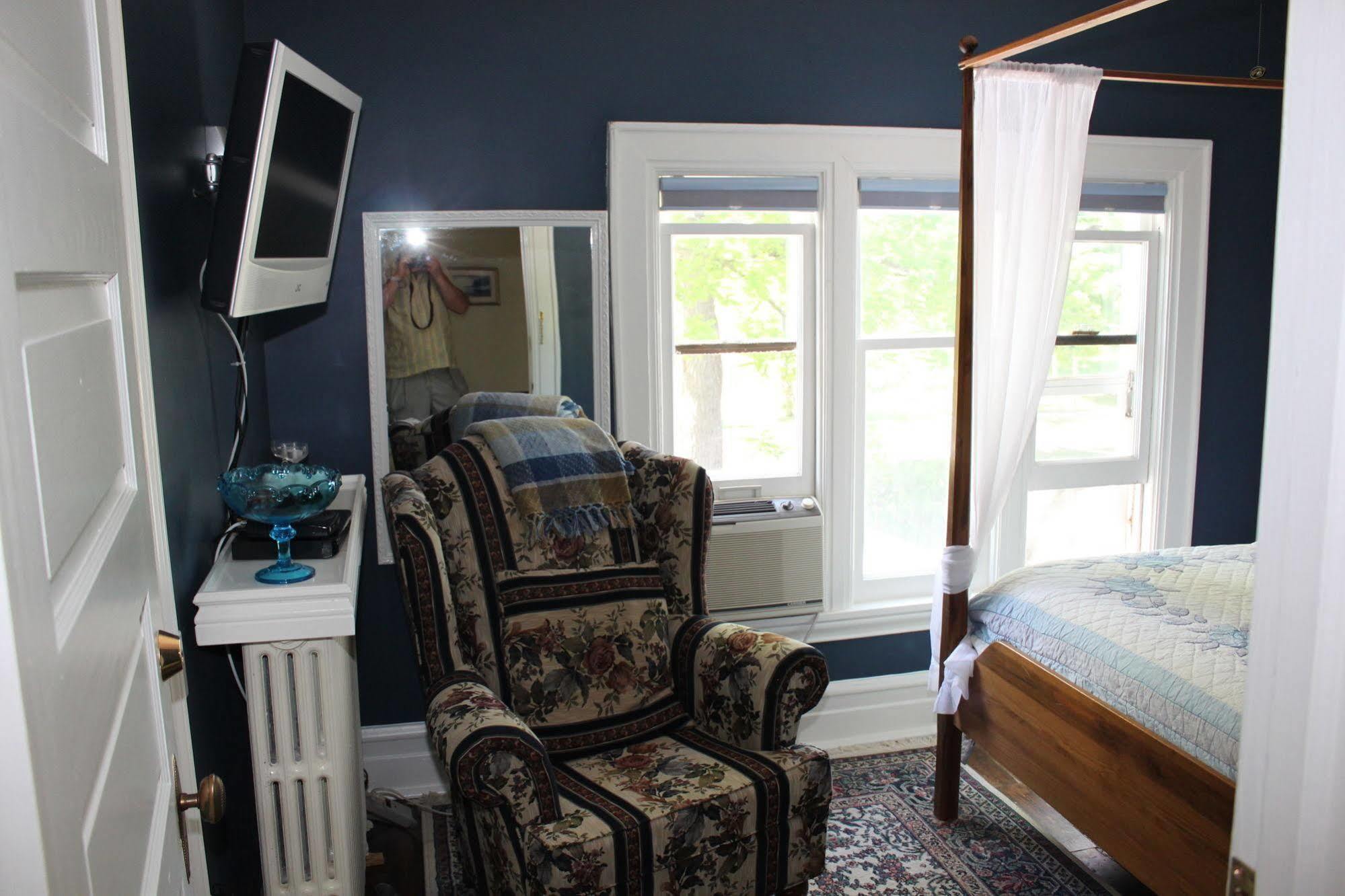 Green Oaks B&B Niagara-on-the-Lake Exterior photo