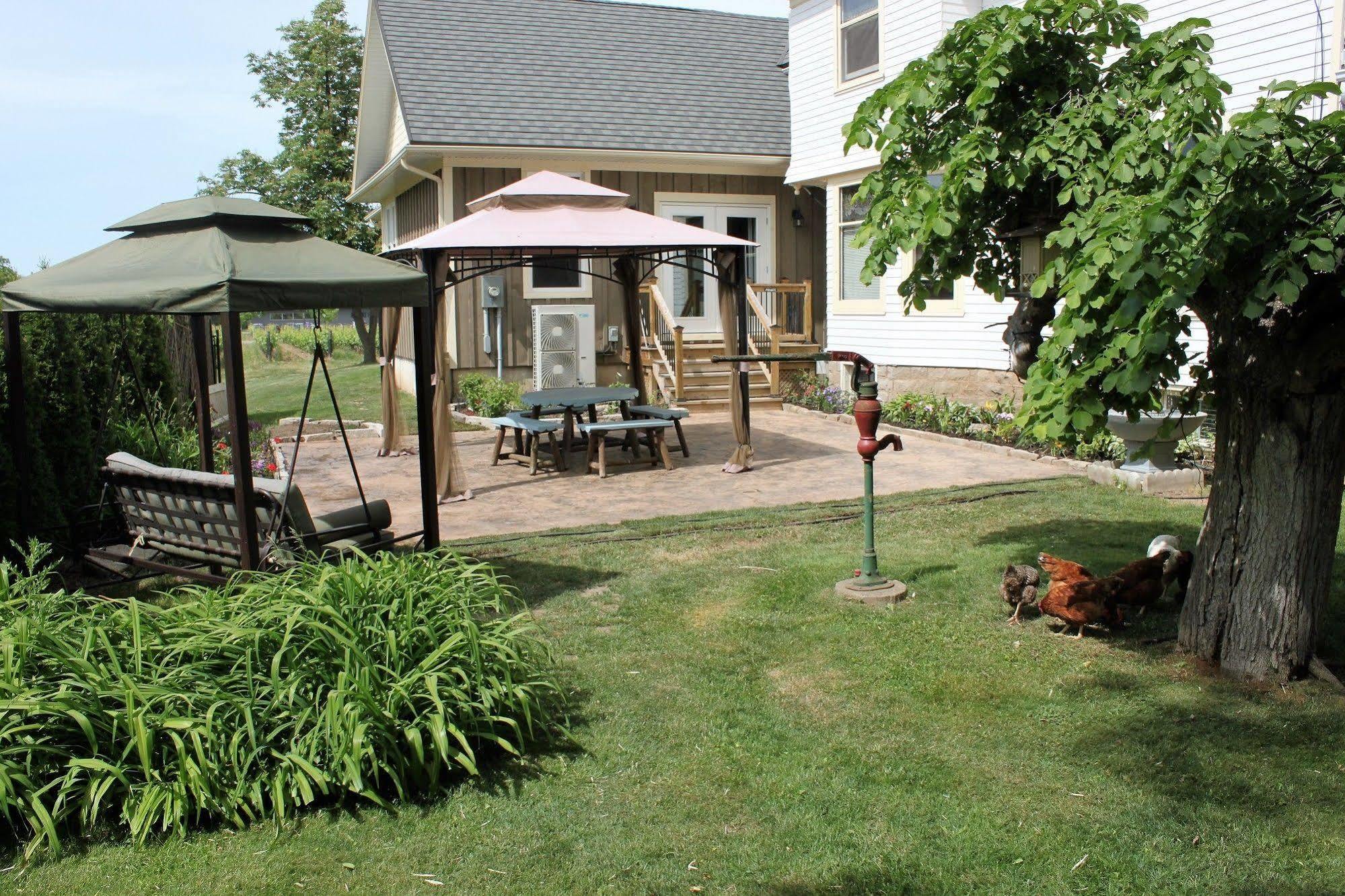 Green Oaks B&B Niagara-on-the-Lake Exterior photo
